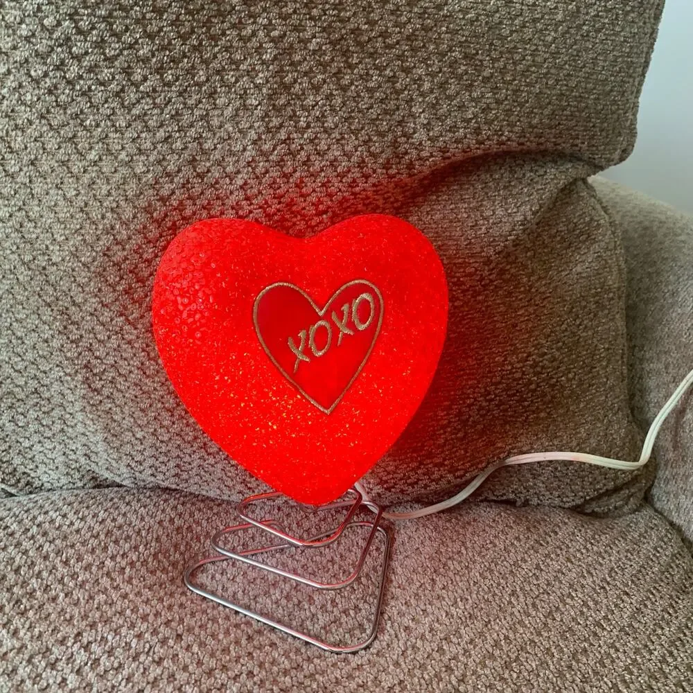 VINTAGE Decorative Outfit 90s XOXO Melted Popcorn Red Heart Light Romantic Sexy - Picture 14 of 14